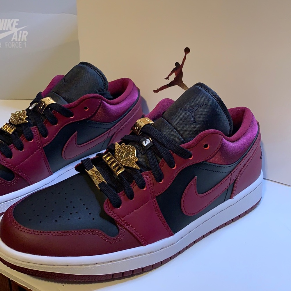 *SOLD* Air Jordan 1 Low Special Edition - Picture 1 of 14